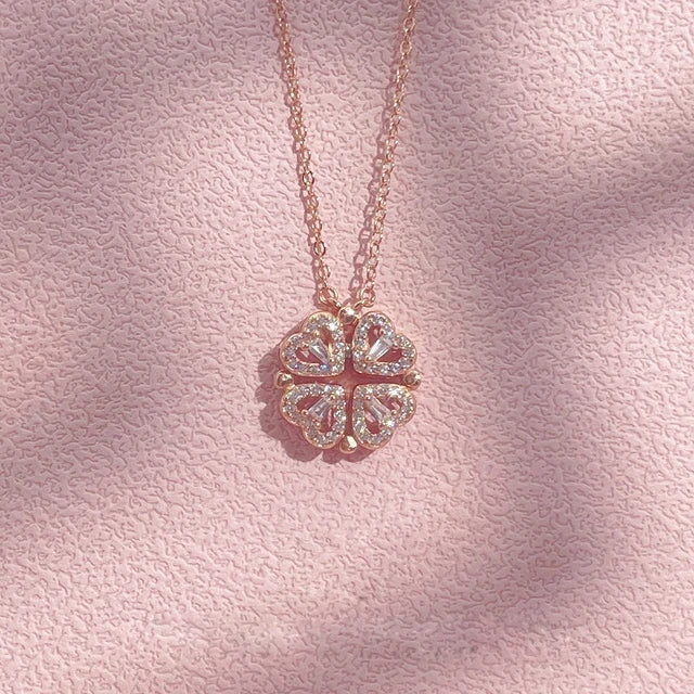 Colar trevo de coração+6 rosas cheirosas transmitindo amor